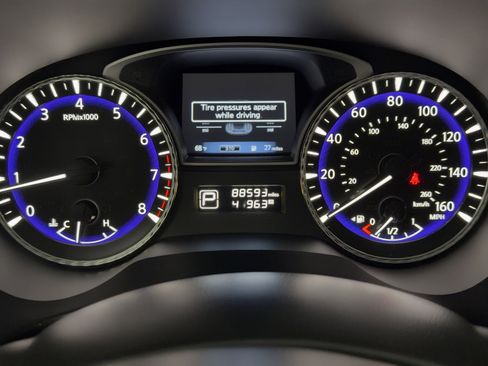 Used 2015 INFINITI QX60 FWD w/ Deluxe Touring Package image 23