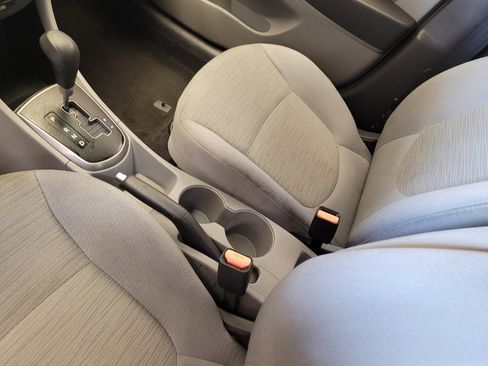 Used 2016 Hyundai Accent SE image 26