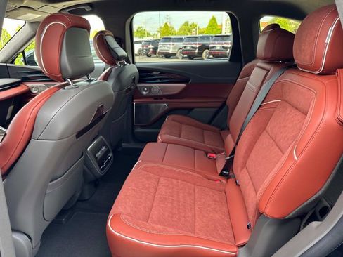 New 2025 Lincoln Nautilus Black Label image 16