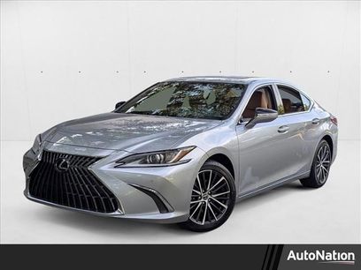 New 2025 Lexus ES 300h w/ Premium Package