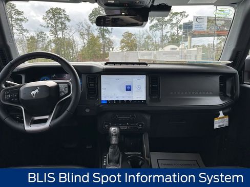 New 2025 Ford Bronco Badlands image 11