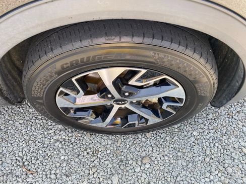 Used 2023 Kia Sportage EX FWD image 22