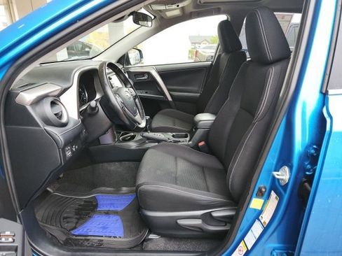 Certified 2018 Toyota RAV4 XLE image 15