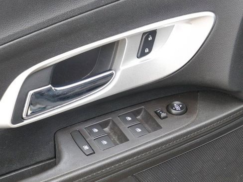 Used 2016 Chevrolet Equinox LS FWD image 13