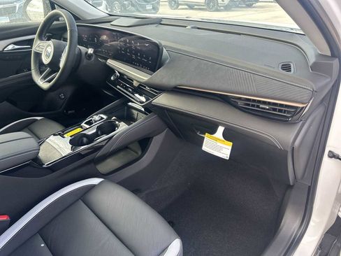 New 2026 Buick Envision Sport Touring image 28