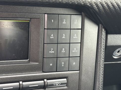 Used 2016 Ford Mustang V6 image 26