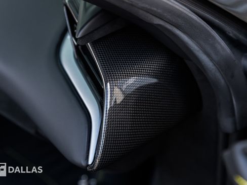 Used 2025 Ferrari SF90 Spider image 38