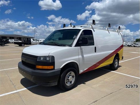 Used 2022 Chevrolet Express 2500 w/ Driver Convenience Package RWD image 1