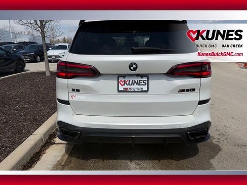 Used 2022 BMW X5 M50i AWD/4WD image 8