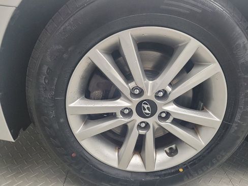 Used 2017 Hyundai Sonata SE FWD image 31