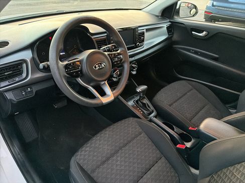 Used 2019 Kia Rio S image 11