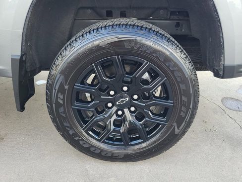 Certified 2025 Chevrolet Colorado W/T w/ WT Custom Package image 30