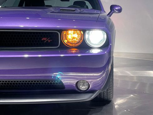 Used 2013 Dodge Challenger R/T image 26