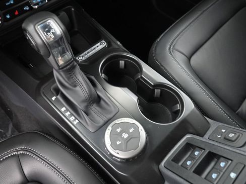 New 2026 Ford Bronco Outer Banks AWD/4WD image 30