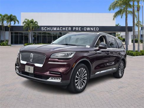 Used 2020 Lincoln Aviator Reserve w/ Equipment Group 201A image 3