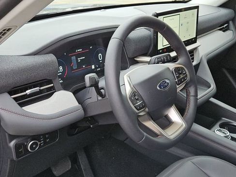 New 2026 Ford Explorer Active image 23