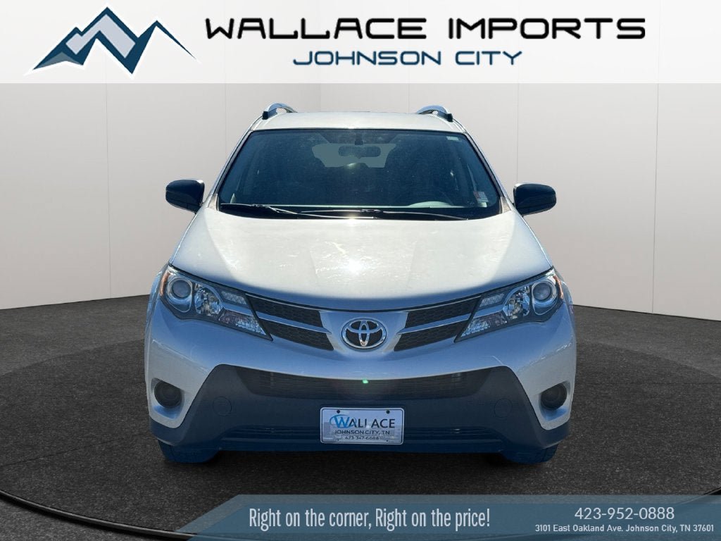Used 2015 Toyota RAV4 LE AWD/4WD image 8