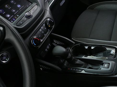 Used 2023 Chevrolet TrailBlazer LT image 22