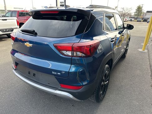 Used 2021 Chevrolet TrailBlazer LT w/ Convenience Package FWD image 5