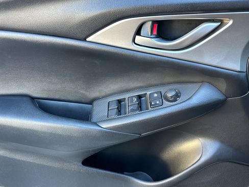 Used 2019 MAZDA CX-3 Sport image 11