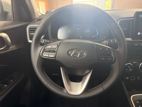 New 2026 Hyundai Venue SEL FWD image 19