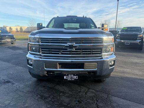 Used 2016 Chevrolet Silverado 2500 LT w/ LT Convenience Package image 2