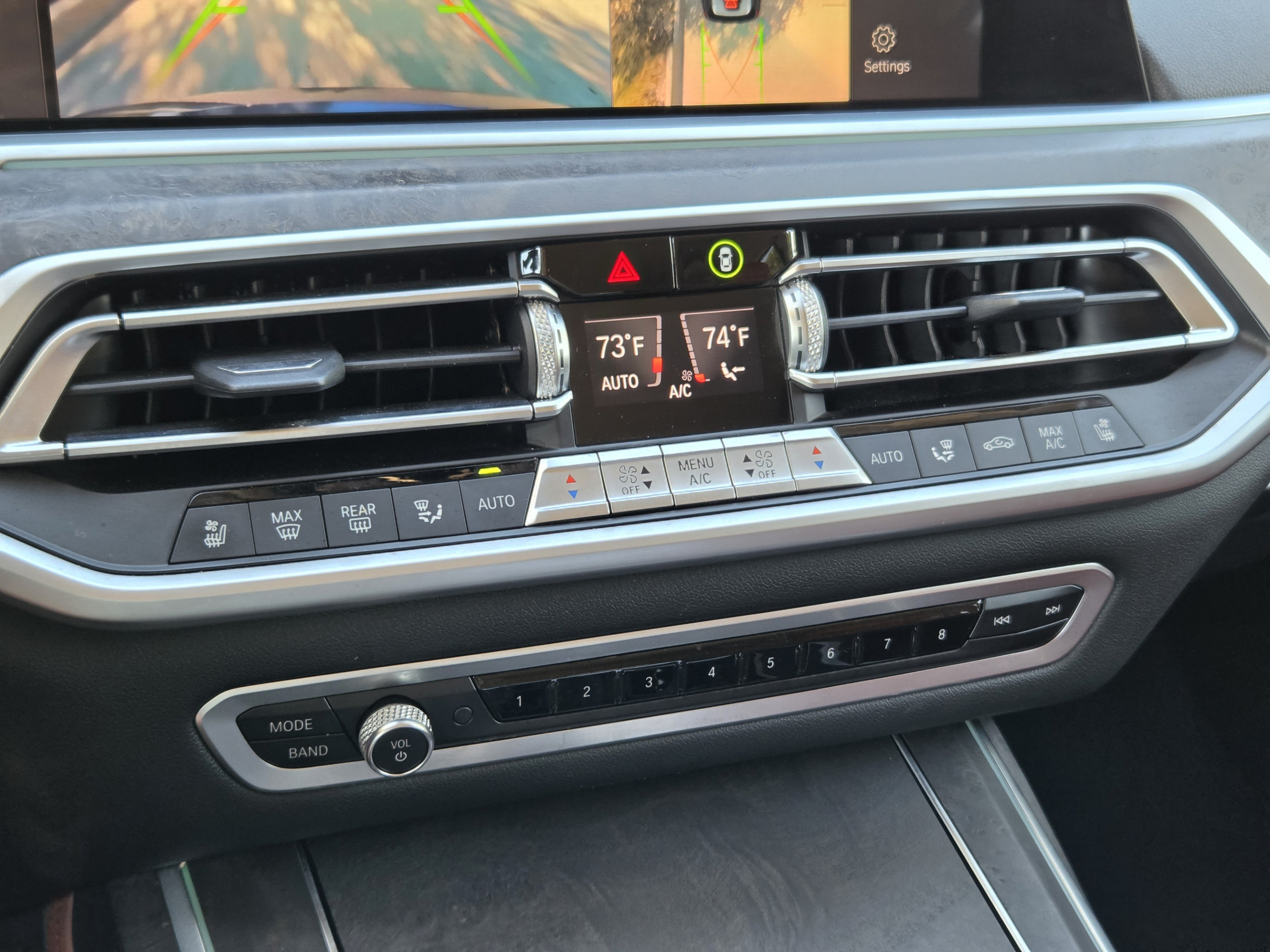 Used 2021 BMW X7 xDrive40i w/ Premium Package AWD/4WD image 11
