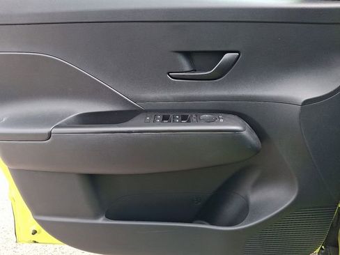 Used 2024 Hyundai Kona SEL AWD/4WD image 13