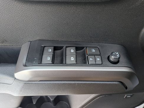 Used 2023 Toyota Tacoma TRD Sport image 21