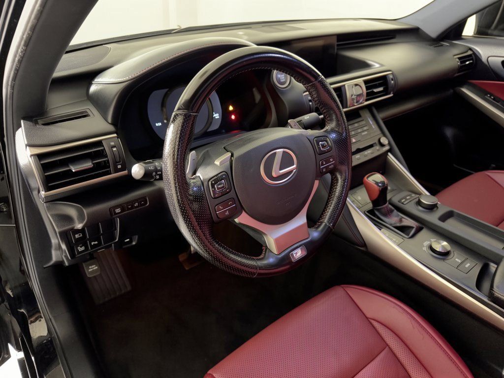 Used 2020 Lexus IS 350 F Sport w/ F Sport Package RWD image 4