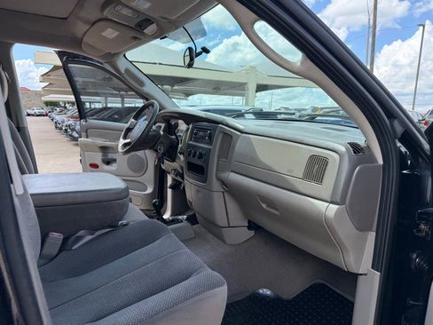 Used 2005 Dodge Ram 2500 Truck SLT AWD/4WD image 16