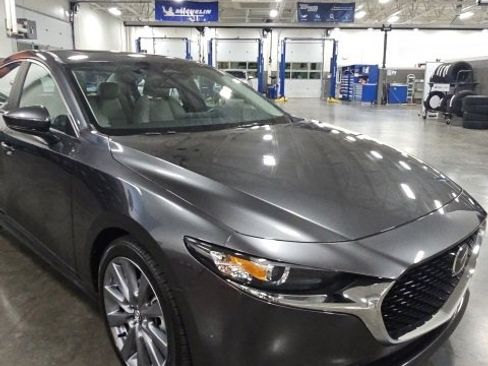 Used 2025 MAZDA MAZDA3 s image 51