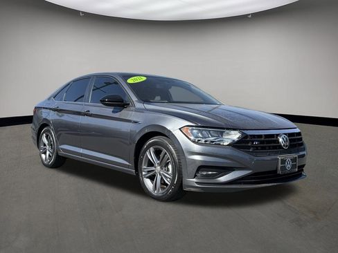 Used 2021 Volkswagen Jetta R-Line image 1