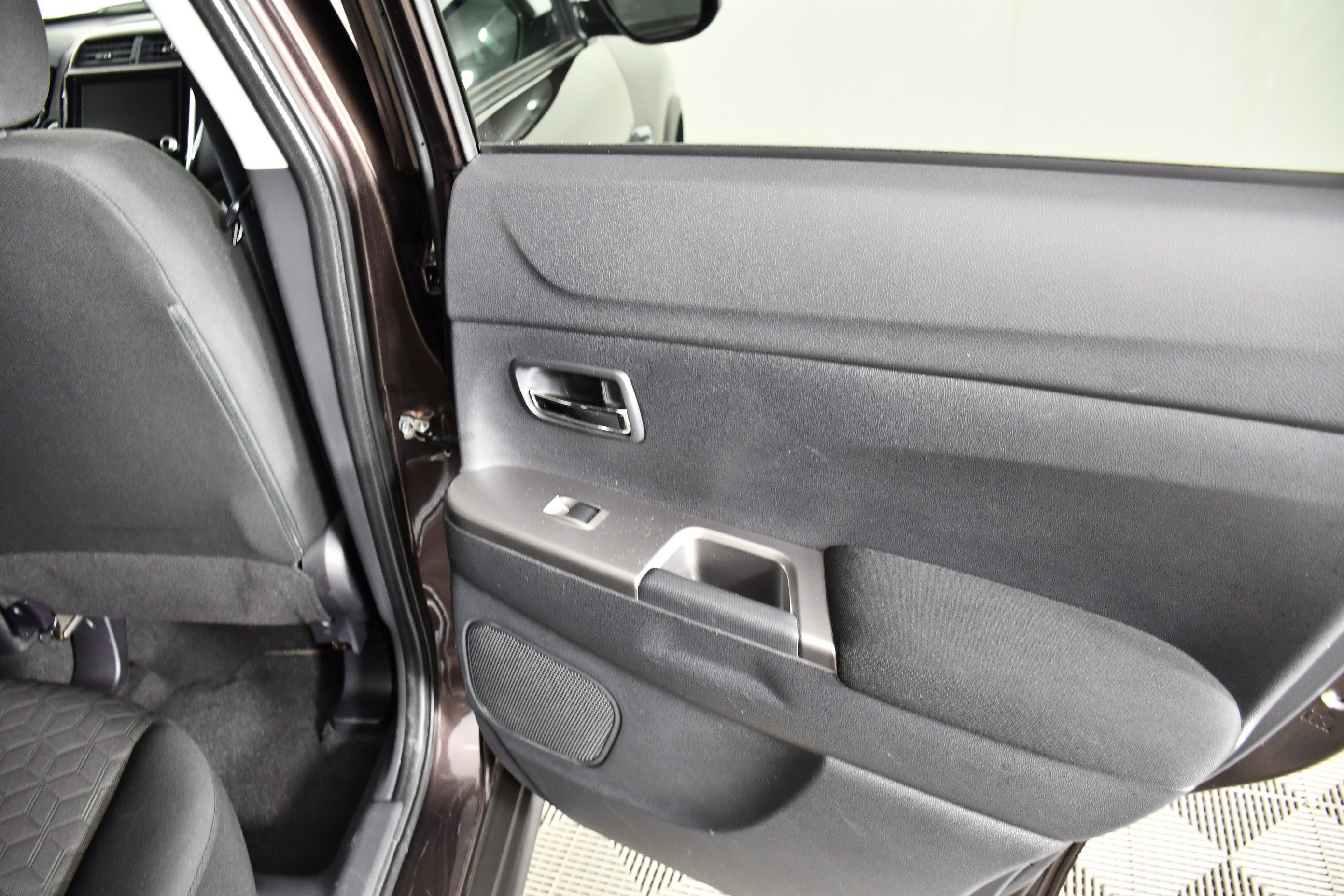 Used 2020 Mitsubishi Outlander Sport SE AWD/4WD image 43