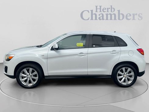 Used 2014 Mitsubishi Outlander Sport ES AWD/4WD image 4