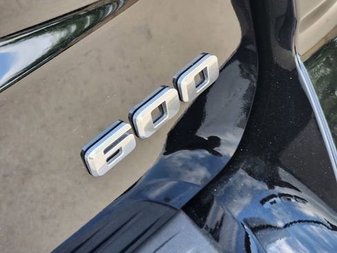 Used 2025 Cadillac Escalade ESV Premium Luxury w/ LPO, Floor Liner Package AWD/4WD image 9