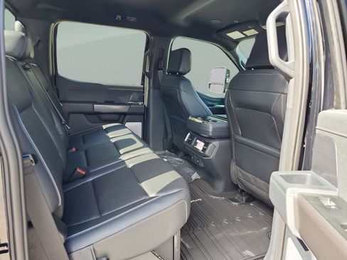 New 2025 Ford F150 Lariat w/ Equipment Group 502A High image 17