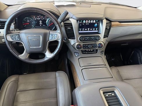 Used 2020 GMC Yukon Denali w/ Open Road Package AWD/4WD image 7
