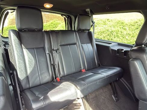 Used 2015 Ford Expedition EL XLT w/ Equipment Group 202A image 30