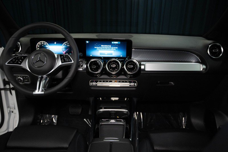 New 2026 Mercedes-Benz GLB 250 image 19