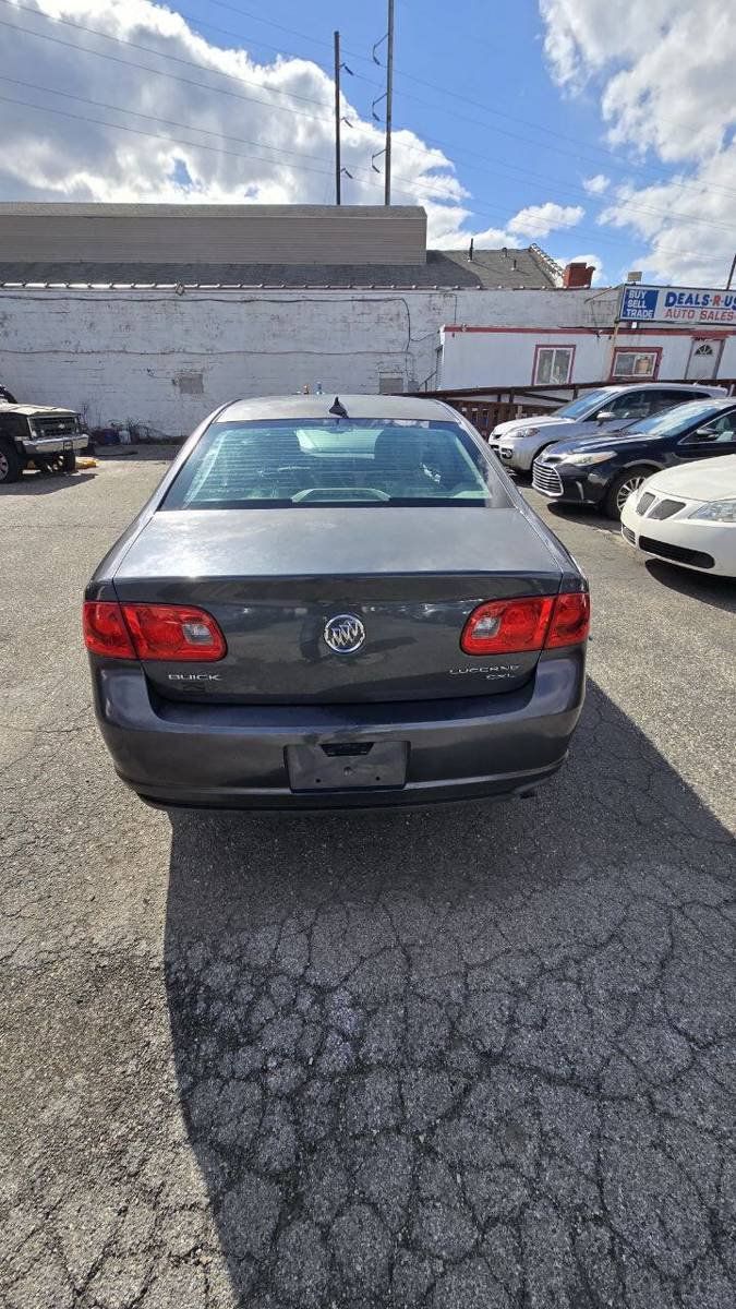 Used 2010 Buick Lucerne CXL FWD image 5