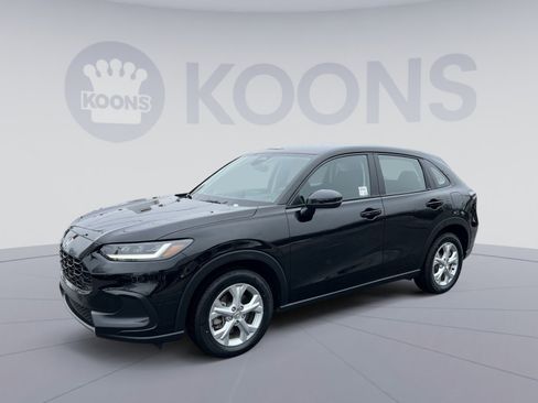 Used 2023 Honda HR-V LX image 1