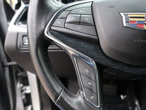 Used 2020 Cadillac XT5 Premium Luxury image 39