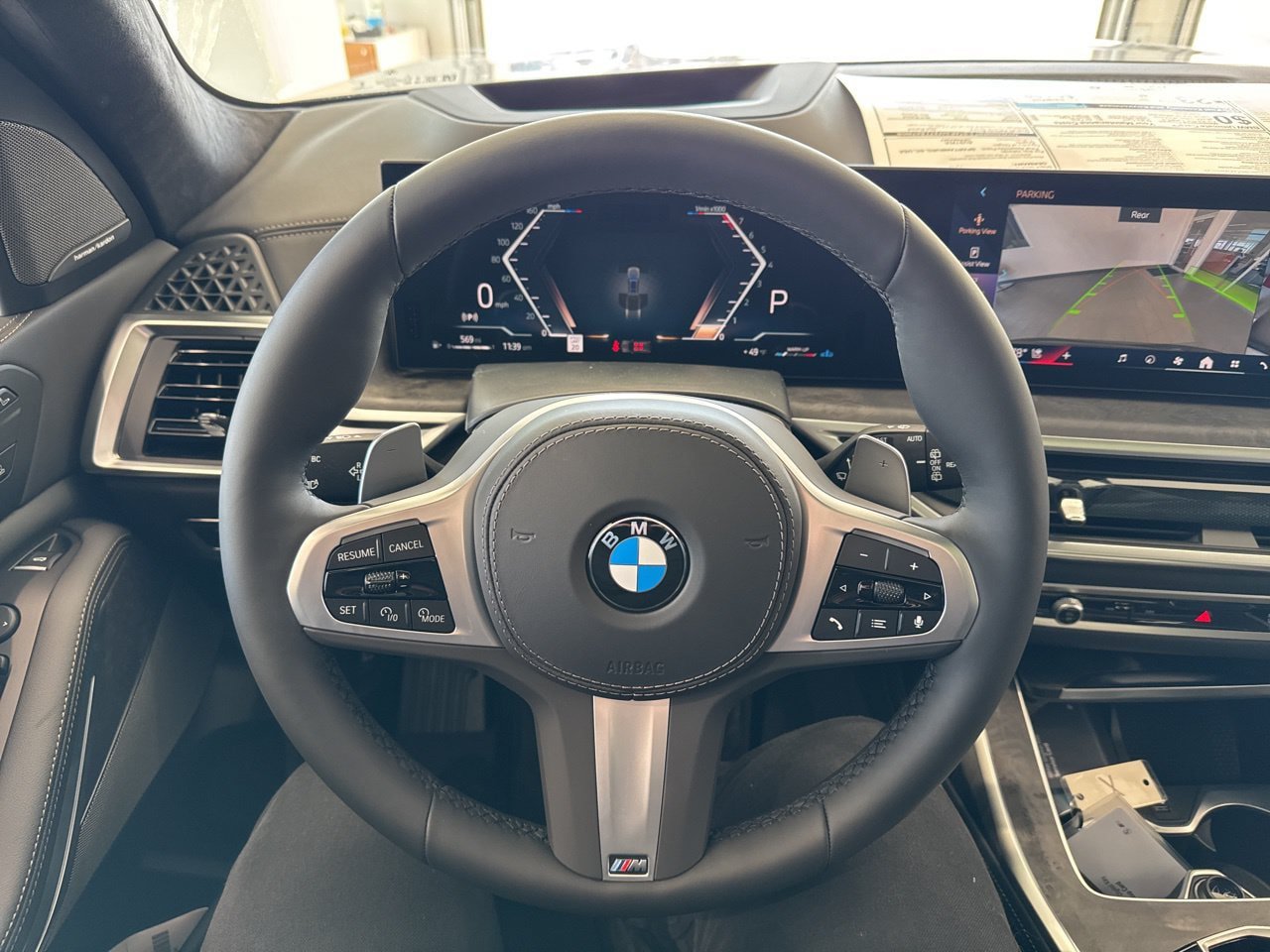New 2026 BMW X7 xDrive40i w/ M Sport Package AWD/4WD image 22