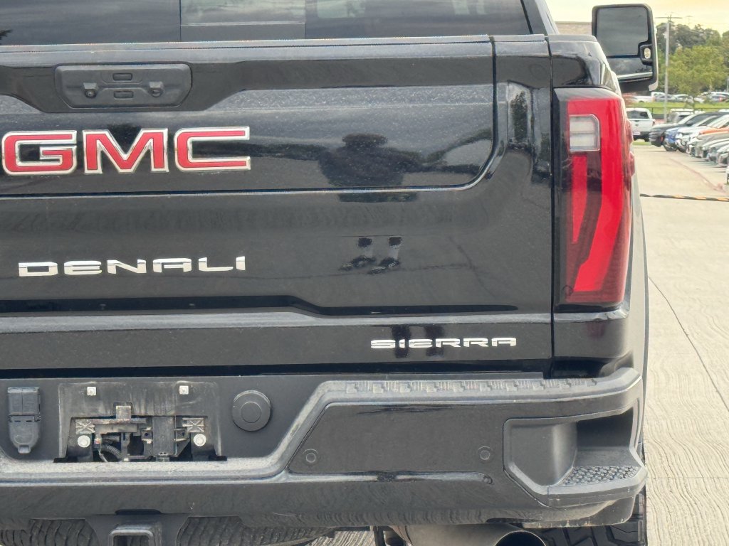 Used 2024 GMC Sierra 2500 Denali w/ Denali Reserve Package AWD/4WD image 6