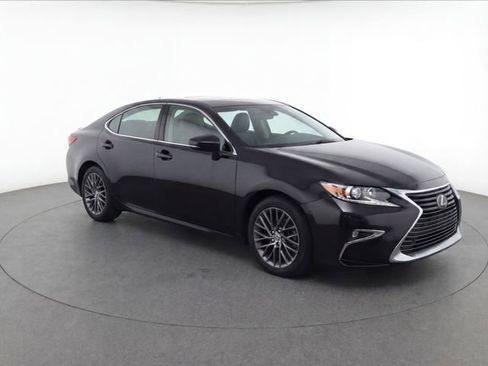 Used 2018 Lexus ES 350 w/ Navigation System Package FWD image 3