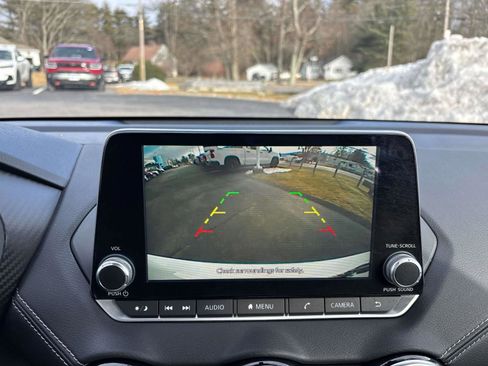 Used 2022 Nissan Sentra SV image 20