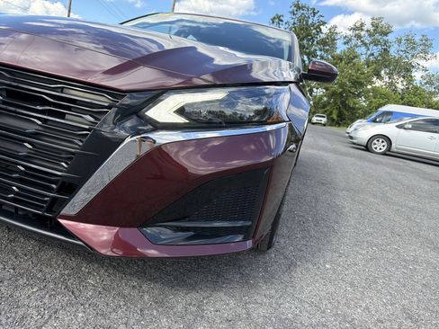 Used 2023 Nissan Altima 2.5 SV AWD/4WD image 10