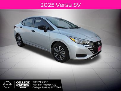New 2025 Nissan Versa SV w/ Trunk Package