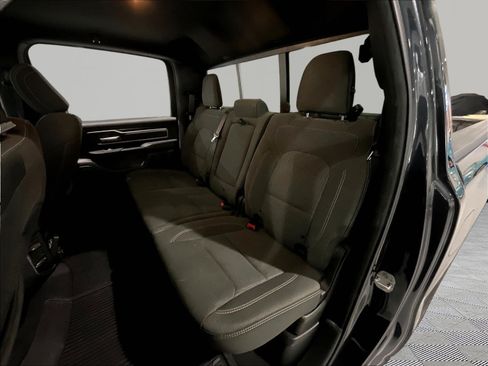 Used 2019 RAM 1500 Big Horn AWD/4WD image 23